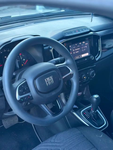 Fiat Strada, painel e volante