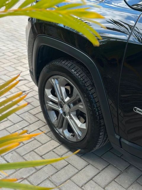 Jeep Compass, roda e pneu