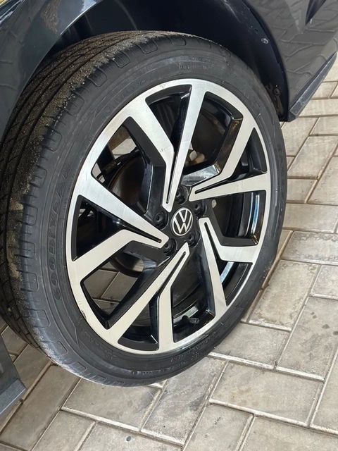 Volkswagen Virtus, roda e pneu