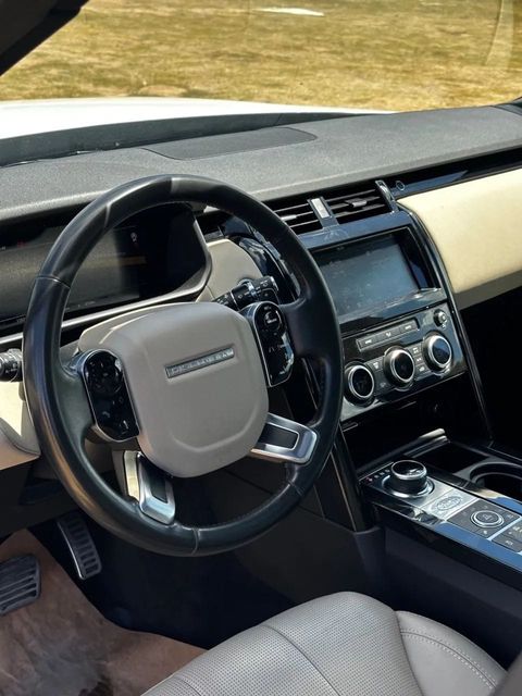 Land Rover Discovery, painel e volante