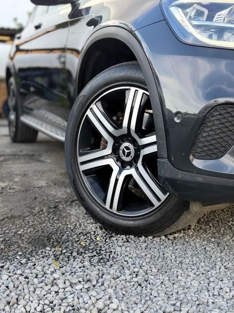 Mercedes-Benz GLC 220d, roda e pneu