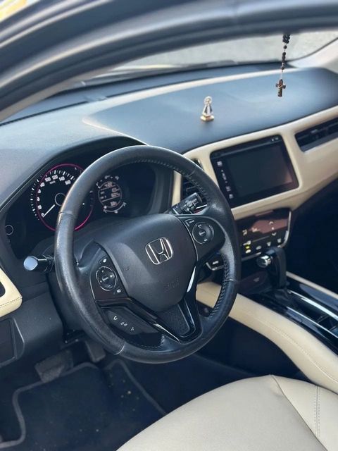 Honda HR-V, painel e volante