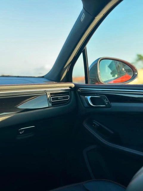 Porsche Macan, painel da porta (foto 5 de 20)