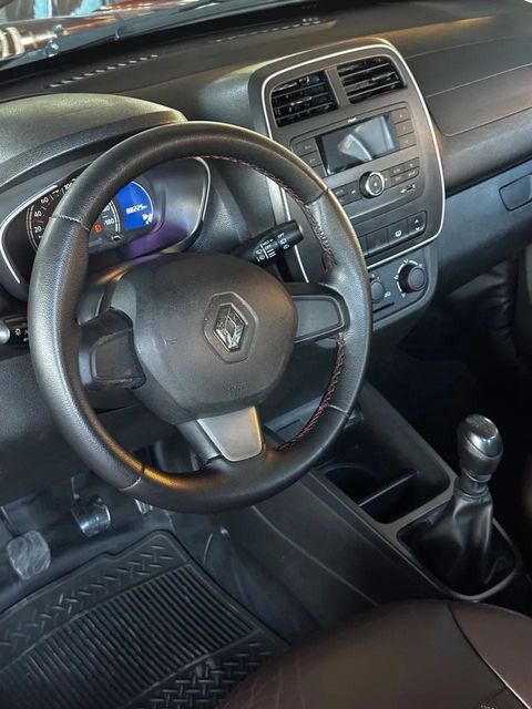 Renault Kwid, painel e volante