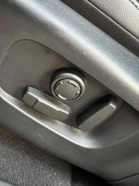 Land Rover Range Rover Evoque, comandos de ajuste do banco