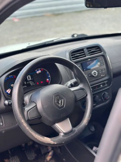 Renault Kwid, painel e volante