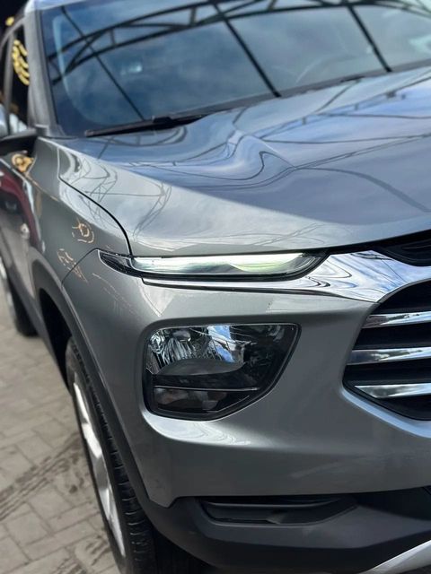 Chevrolet Montana, farol dianteiro