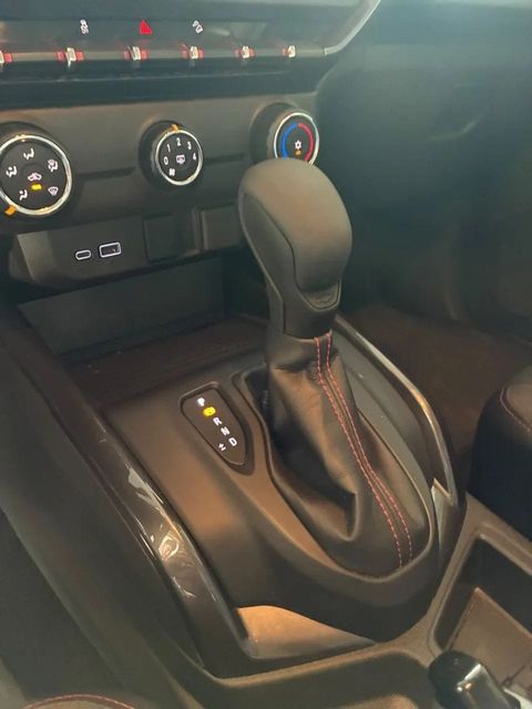 Chevrolet S10, console central e alavanca de câmbio