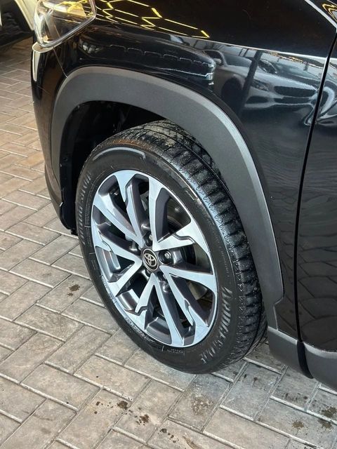Toyota Corolla Cross, roda e pneu