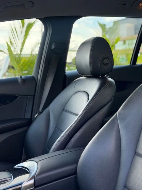 Mercedes-Benz GLC 220d, bancos dianteiros (foto 8 de 13)