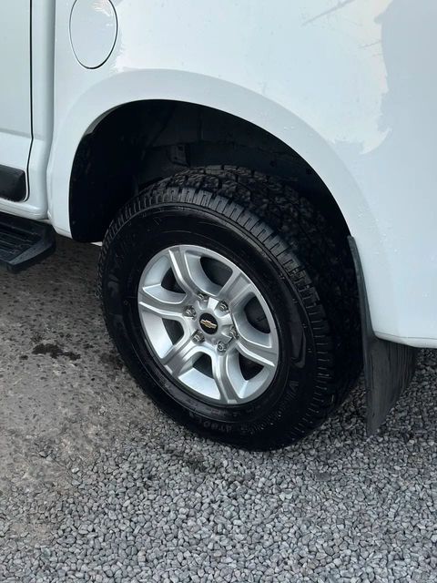 Chevrolet S10, roda e pneu