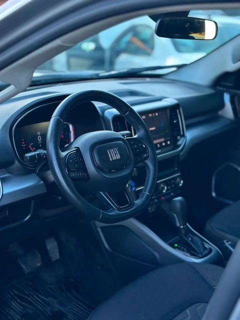 Fiat Toro, painel e volante (foto 10 de 14)