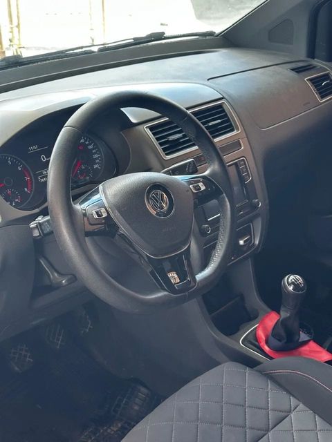 Volkswagen Fox, painel e volante