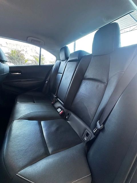 Toyota Corolla, bancos traseiros