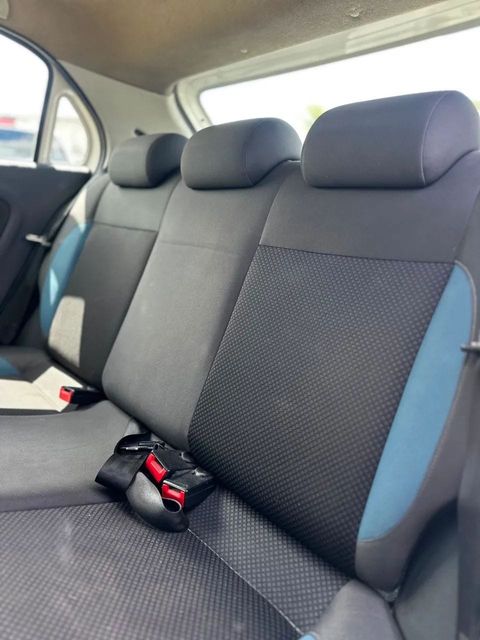 Volkswagen Gol, bancos traseiros