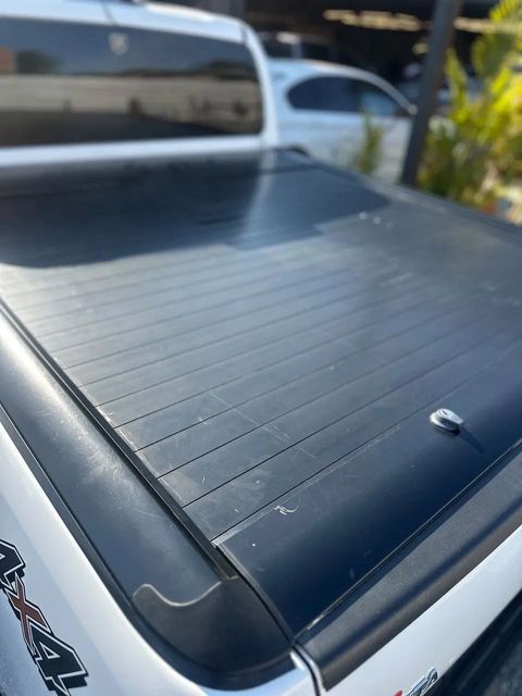 Toyota Hilux, caçamba