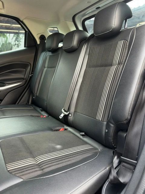 Ford EcoSport, bancos traseiros