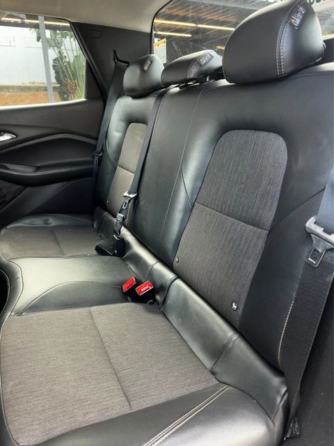 Chevrolet Montana, bancos traseiros