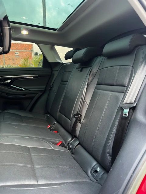 Land Rover Range Rover Evoque, bancos traseiros