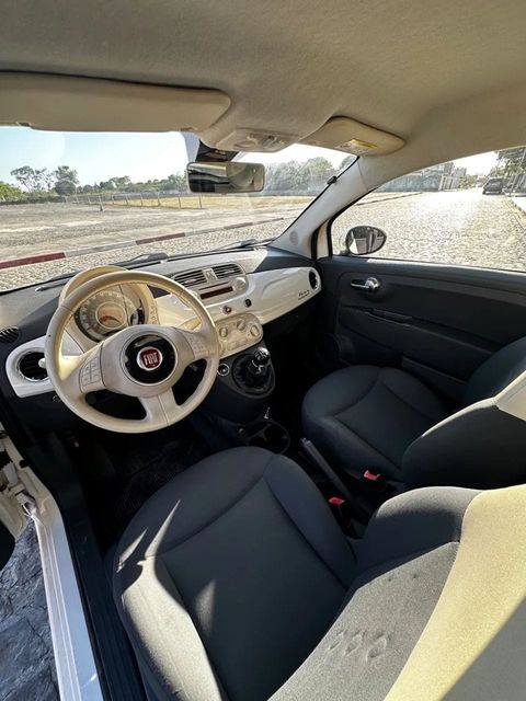 Fiat 500, vista do interior