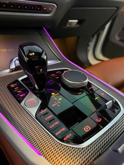 BMW X5, console central e alavanca de câmbio (foto 8 de 18)