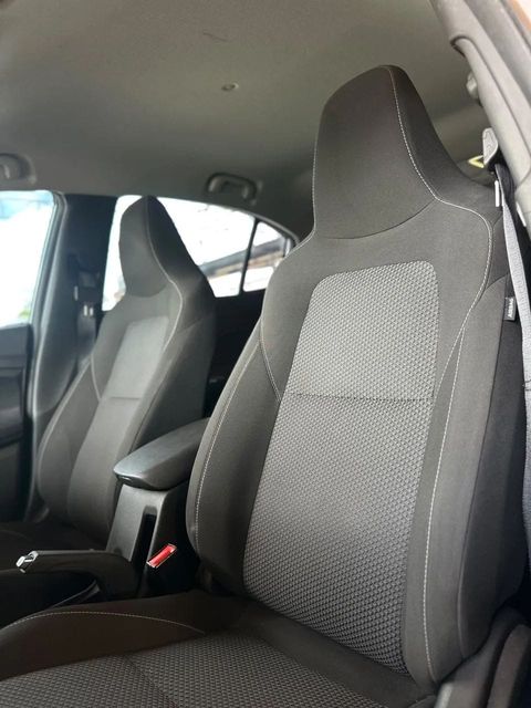 Chevrolet Onix Plus, bancos dianteiros