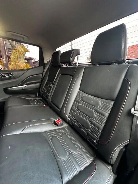 Nissan Frontier, bancos traseiros