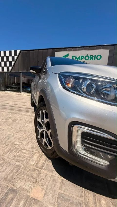 Renault Captur, farol dianteiro
