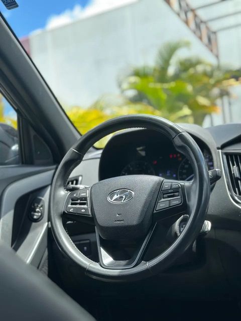 Hyundai Creta, volante e quadro de instrumentos
