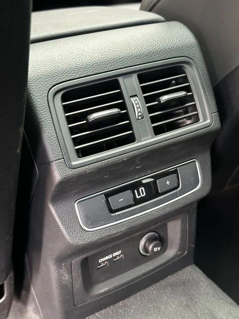 Audi Q5, saídas de ar para o banco traseiro