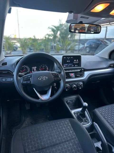 Hyundai HB20, vista do interior