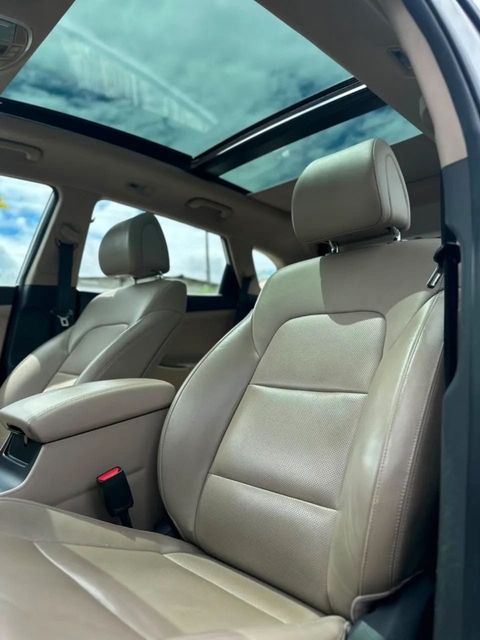 Hyundai Tucson, bancos dianteiros