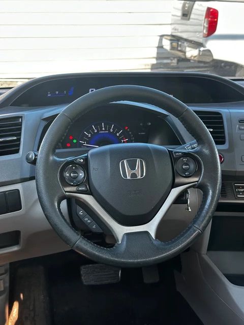 Honda Civic, volante e quadro de instrumentos