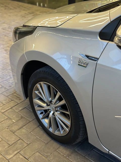 Toyota Corolla, roda e pneu