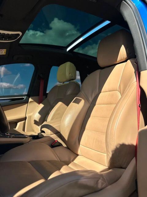 Porsche Macan, bancos dianteiros (foto 6 de 20)