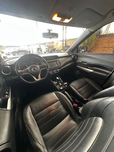 Nissan Kicks, vista do interior