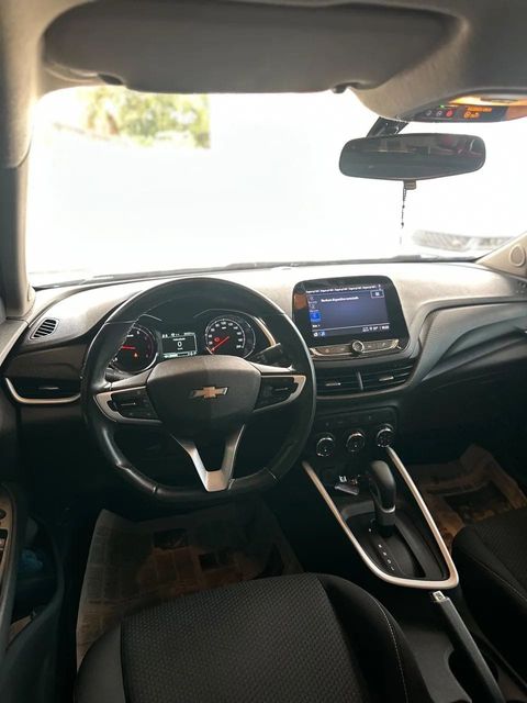 Chevrolet Onix Plus, vista do interior (foto 13 de 14)