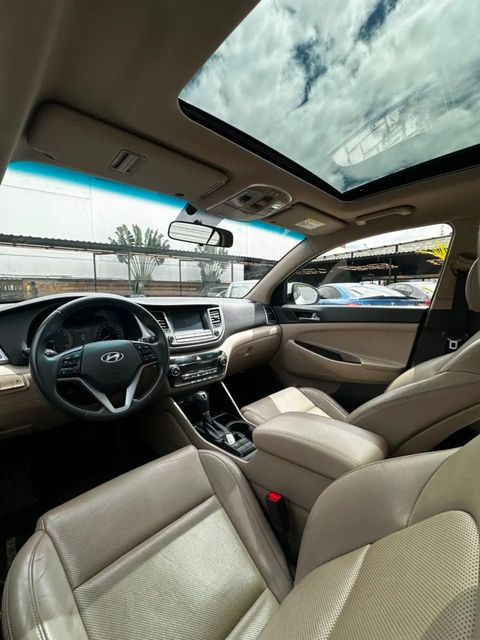 Hyundai Tucson, vista do interior (foto 12 de 16)