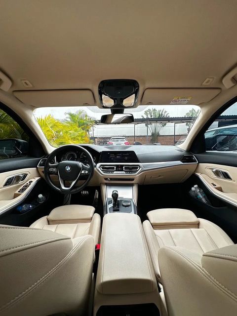 BMW 320i, vista do interior