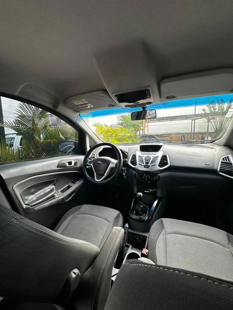 Ford EcoSport, vista do interior (foto 14 de 16)