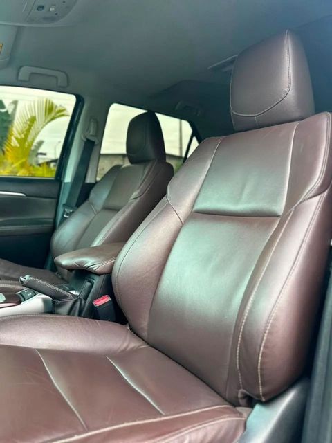 Toyota Hilux SW4, bancos dianteiros