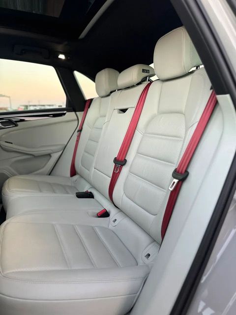 Porsche Macan, bancos traseiros