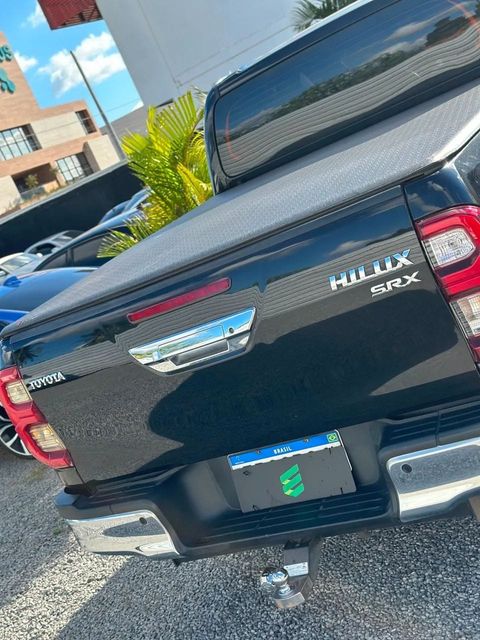 Toyota Hilux, emblema (foto 17 de 18)