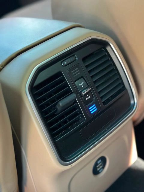 Porsche Macan, saídas de ar para o banco traseiro