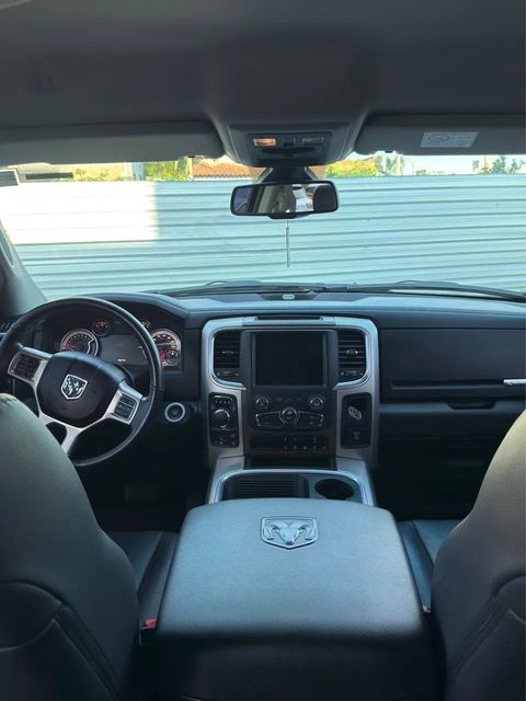 Ram Classic, vista do interior